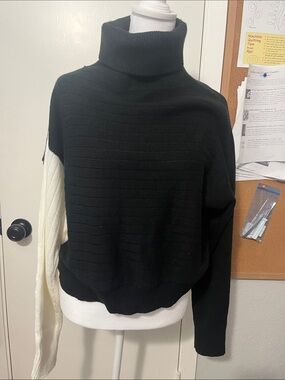 SHEIN Black & White Colorblock Turtleneck Sweater
